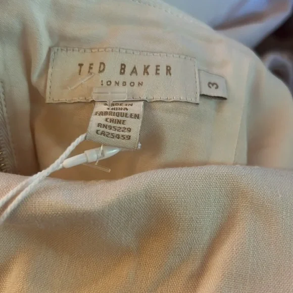 TED BAKER Britnie Puff Sleeve Dress Nude 8 (Ted 3) NWT - Picture 9 of 9